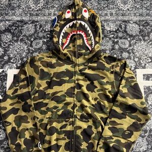 A Bathing Ape Camouflage Shark Hoodie Size M